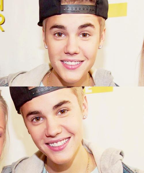 bizzlehonors's tweet photo. that smile http://t.co/oZGz02zNk3