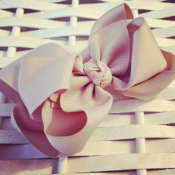 bowtiful_bow's tweet image. Double Bow Barrette Clip 4inch. Last one left only £3