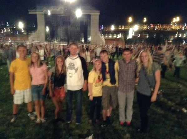 StevenThayne's tweet photo. Tim McGraw concert was awesome!!!!!! http://t.co/i0WirDt6js
