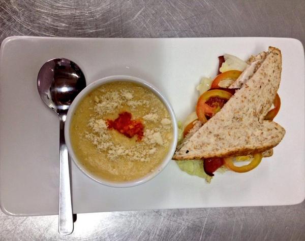 jacemgutierrez's tweet image. Creamy Corn Soup with Clubhouse Sandwich 🍵🍞#CulinaryLab