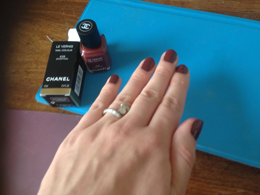 Liz Dwyer auf X: „Just mani'ed up with the nail polish well all be  squabbling over come Sept, the dreamy @CHANEL exception. You like?   / X