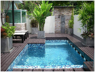ItCvettyColeman's tweet photo. My mother home pool http://t.co/yxB6MQ11Dk