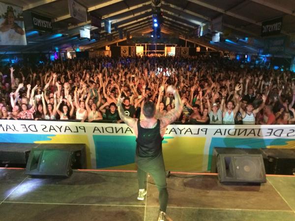 djnanoshow's tweet photo. Gracias Fuerteventura !!
Un año más increíble.
Rumbo Madrid hoy a las 20:00 BienBailao en @maximafm_radio !! Go! http://t.co/o8dflWF1Dq