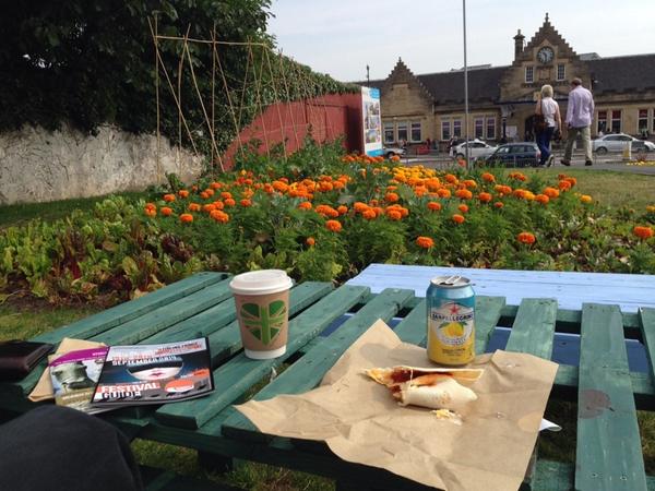 Jon_X's tweet photo. Sunny al fresco brekkie, delicious choice was awesome breakfast burrito from the equally awesome @LovingFoodTruck :) http://t.co/trhf5hMBIO