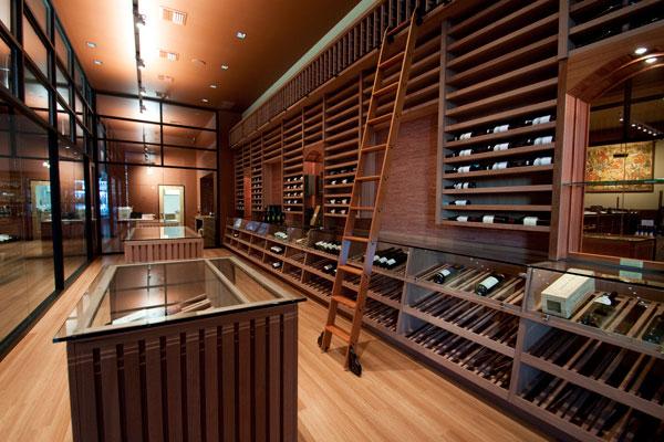 WinePhoto's tweet photo. Wine Cellar by Kaufman Construction http://t.co/PniHAwTyAS