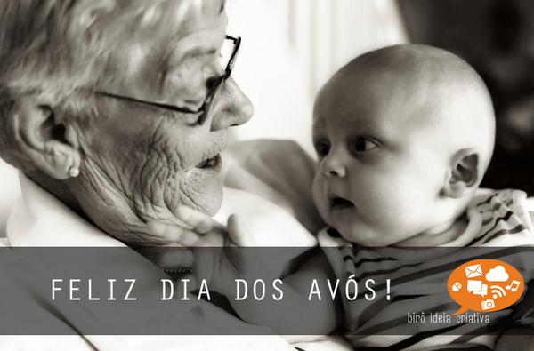 BiroIdeia's tweet photo. Àqueles que acumulam sabedoria, ternura, carinho, compreensão e  têm muitas histórias para contar... http://t.co/vazWeH5HSx