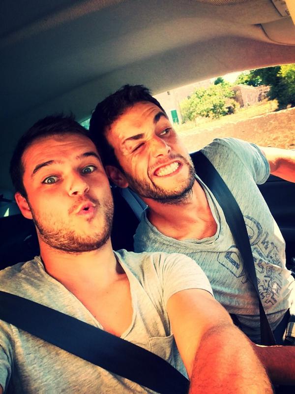 MiÀn Po tweet media