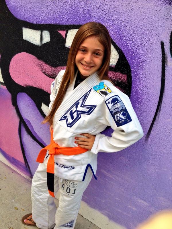 drewjitsu543's tweet photo. CK Fight Life #mma #wmma #bjj #muaythai #ckfighlife #fightsoap @CNTRCTK77R @realFightSoap http://t.co/hfDwbFemyx