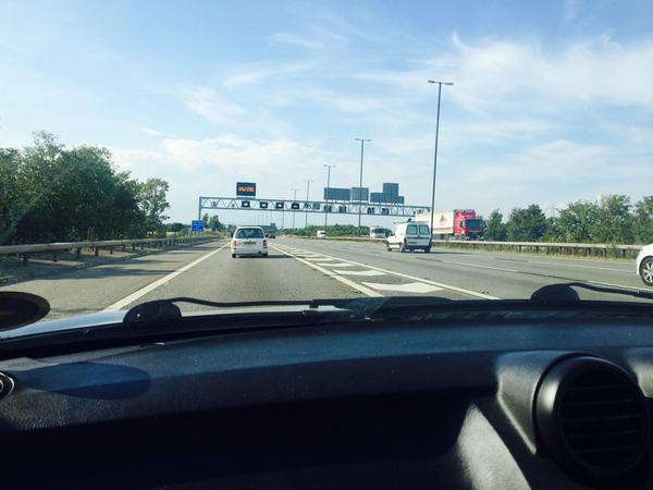 Protrapik's tweet image. We're on the road. Looking forward to smashing some tunes out poolside this evening. #trance