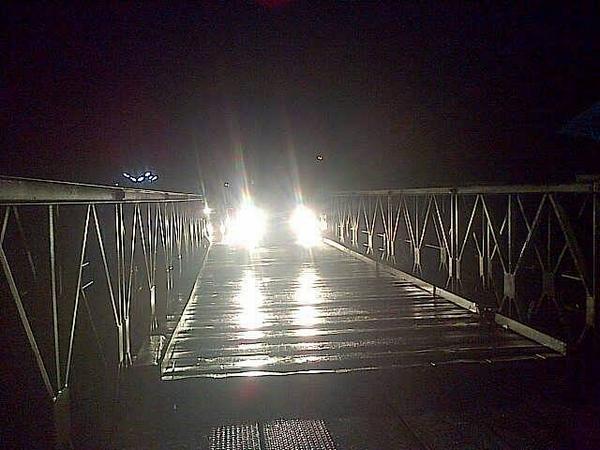 19:28 Jembatan Bailey Cihaurbeuti Ciamis sudah dibuka.   <a href="/bentangwaktu/">bentanGWaktu</a>