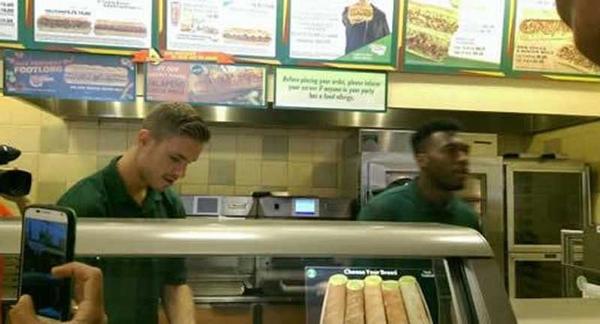 TeleFootball's tweet photo. Daniel Sturridge &amp; Jordan Henderson did a shift for Subway because... money http://t.co/NivJKdofkT #babb http://t.co/DA2yyrGnQQ