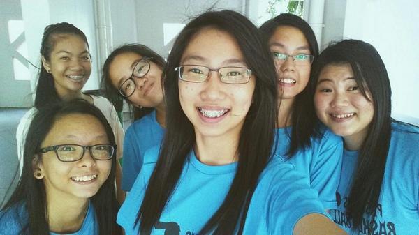 XinYinggg_xxxx's tweet photo. wonderful day 💓 @_celineeeee__ http://t.co/SMuenxpIvR