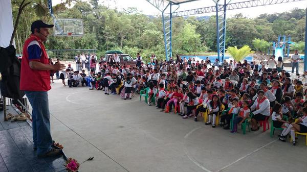 AdventistasMEN's tweet photo. En breve cada unidad repasará la #EscuelaSabatica #AventuriMEN @AdventistasEC @Pr_Freddy @pasdarling http://t.co/VREzeIJ0W9