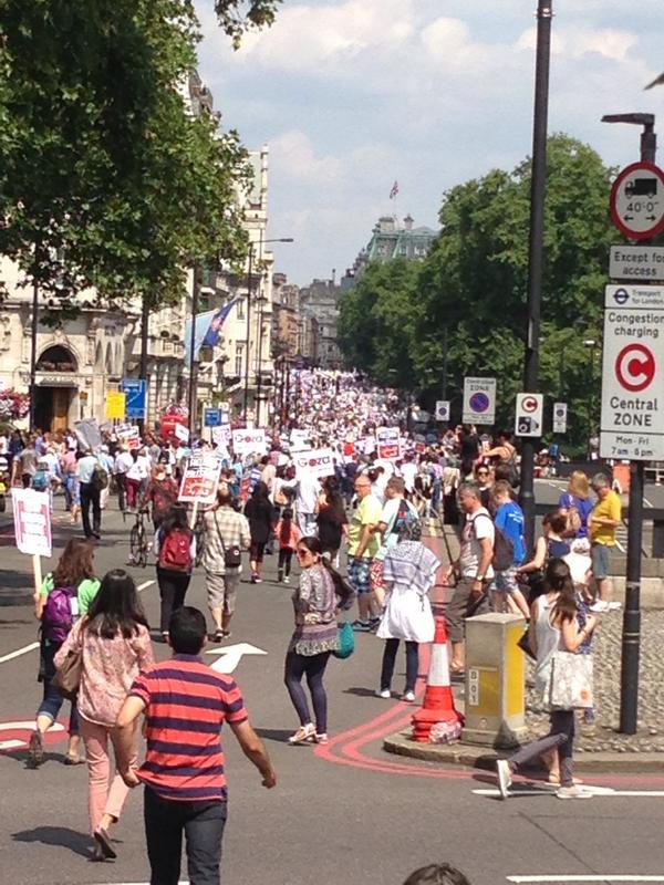 MadeMenRecords's tweet photo. @BBCNews expecting u not to cover this in any broadcast news today. Even if it partially shut down London.#bbcshame http://t.co/0r6Uuu8XKx