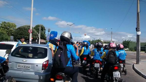 CSOCEDDD88's tweet photo. Arrastão no centro de Juazeiro perfeito em!!@AMCE85_88, @fernandesnedist, @diegonedist,@CarolTradeNE @maxfranknedist http://t.co/cJ6uvN68UA