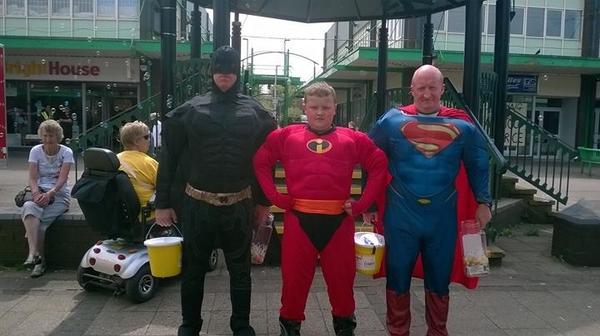 patch963's tweet image. Another great day collecting for Dougie Mac. Thankyou for your donations and thankyou to the volunteers.