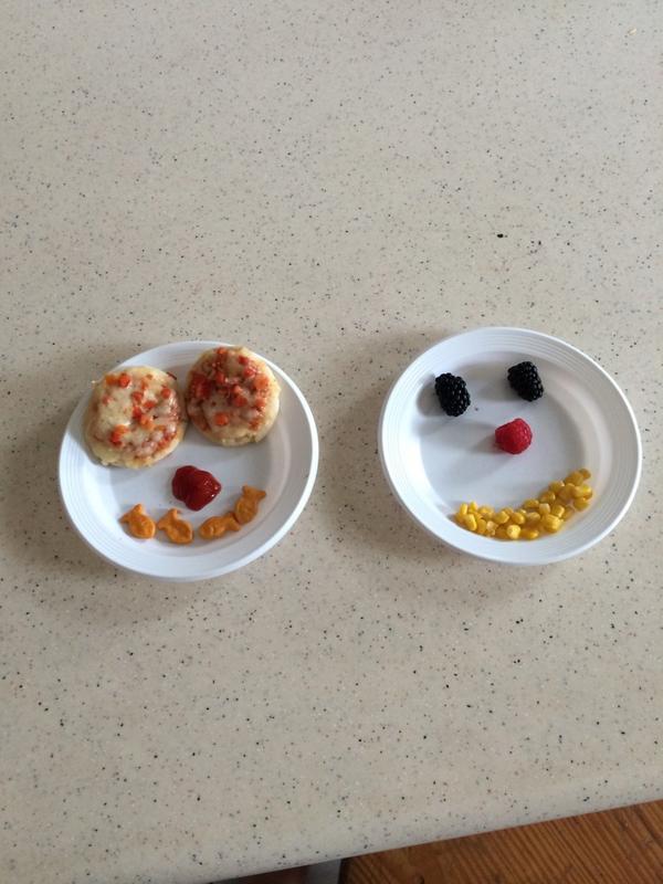 JadeC_xO's tweet photo. That's one way of getting them to eat all http://t.co/PH4T407dbm