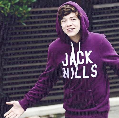 megumisheart's tweet photo. IF U SEE THIS ON UR TL THEN RT IT 

I WANNA SEE HOW FAR THIS PICTURE OF FETUS HARRY GOES 

#MTVHottest One Direction http://t.co/QUT1YUg3nU