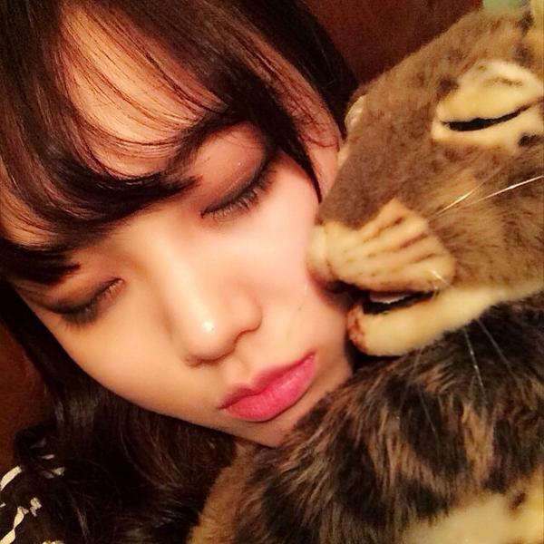 xjayoungx's tweet photo. good night everyone!내일 봐~!ㅋㅋ♡ http://t.co/l3yICRcmHX