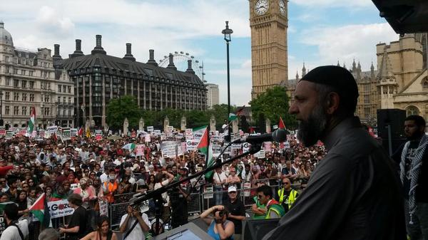 Ismailadampatel's tweet image. In our thousands we call for #stoparmingIsrael #BDS #FoA #FreePalestine  #London