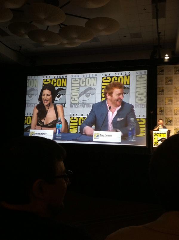 syfyHA's tweet photo. If that's happy I need to dump my gf  RT @DefianceWorld: The happy couple. @MsJaimeMurray @TonyCurran69 #DefianceSDCC http://t.co/8O8Gn0ie7u