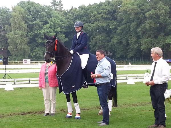 De Kür op muziek ZZ-licht/ZZ-zwaar, aangeboden door <a href="/DionBV/">Dion B.V</a> Hardenberg, is gewonnen door Femke Beljon met Zeanine.