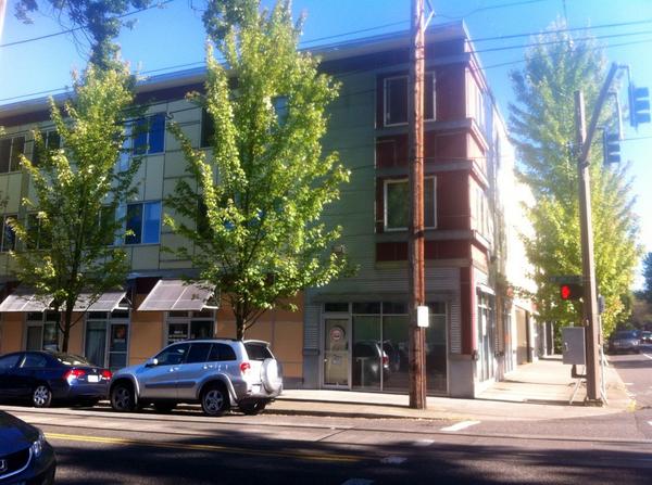 divalashstudio's tweet photo. So easy to find us! Our front door opens to Lovejoy street in the ActivSpace building - come and see us soon! http://t.co/tQBPg01RRo