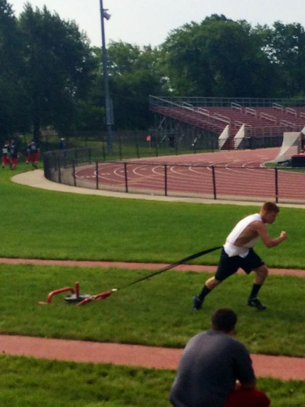 Smilee1111's tweet photo. @gridirondigest Central Catholic @Lineman's Challenge, Lafayette. http://t.co/HiMLMwEG75