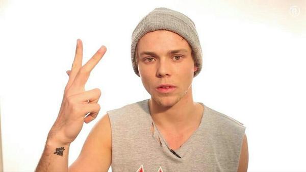 THE5SOSIMAGINE tweet picture