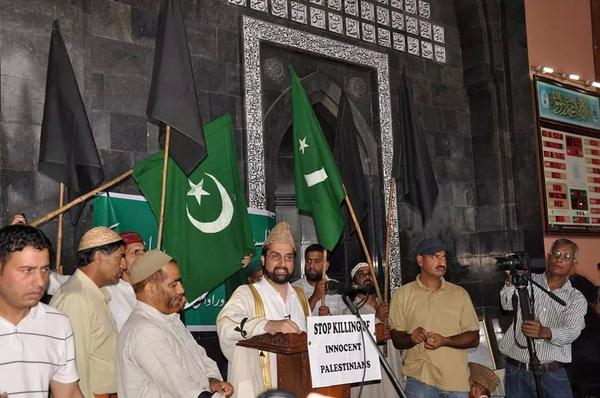 _adnanmehraj's tweet image. From #Kashmirz Jamia Masjid #SupportforGaza  @MirwaizKashmir @ImranKhanPTI