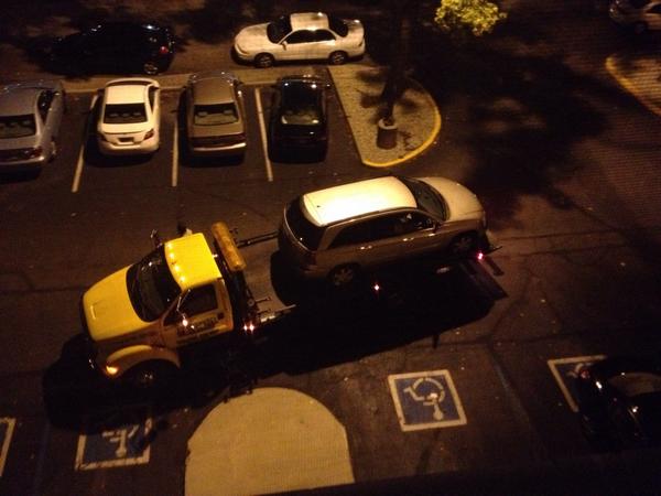 jeffreycleary's tweet photo. @MarottResidents Two cars were towed 2Am from the parking lot last night thanks to manager. #VanRooy remains silent. http://t.co/PQeTjD0OOm