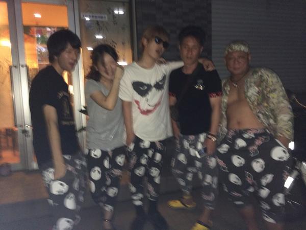 ワルサ Earth على تويتر 本日 さとし と一日楽しくやってました デビルズさんに みんなズボンまで頂いて 超 嬉しかった さとし も 楽しそうで良かった Http T Co Aneyfz01tb