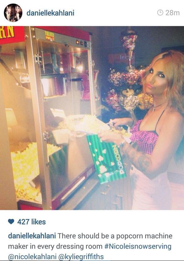 FiveSecsofInfos's tweet image. The boys' dressing room inside the Forum is like an arcade

via The Stylist from the boys