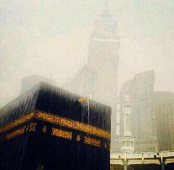 ما أروعك يا#مكة ..
ربي زد هذا البيت تعظيماً وتشريفاً ومهابه ❤️