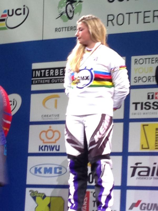 Lafrancycliste's tweet photo. Sandie Thibaut championne du monde TT BMX Rotterdam #EspritBleu #Twitcyclos http://t.co/pmn5oi0pJU