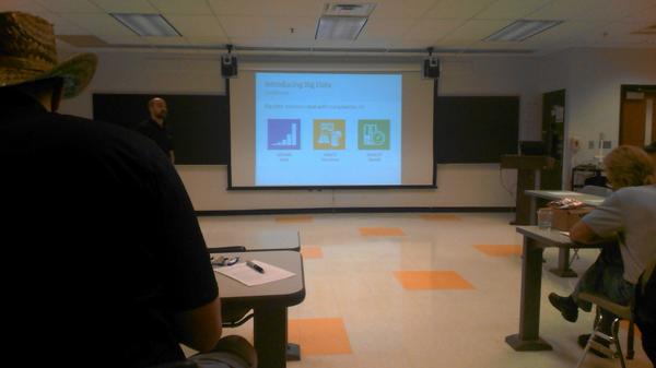 andrusw's tweet image. Watching presentation on &quot;Big Data Analytics with Excel&quot; by Peter Myers (linkedin.com/in/peterjsmyers) #mhtechcon