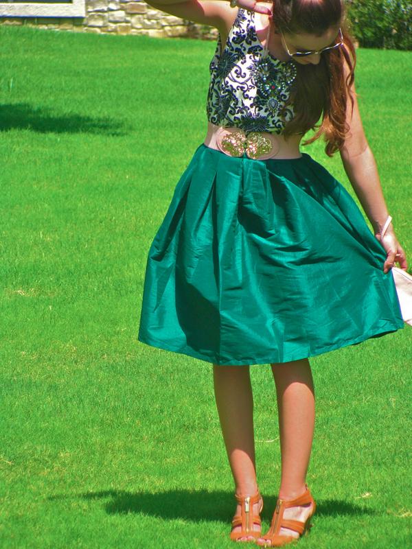PartTimePRNCS's tweet image. parttimeprincesss.blogspot.com/2014/07/classy…

#fashionblogger #midiskirt #onlineshopping #ootd