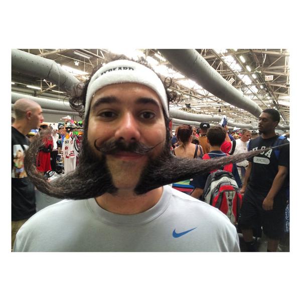 Johnny on "NIKE BEARD!!! http://t.co/Bq6eMdzoz7" / Twitter