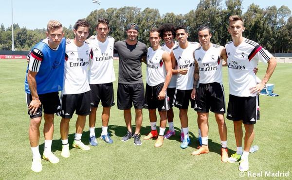 madsubver's tweet photo. Beckham: Echo de menos estar en el Real Madrid  http://t.co/A8QwuPuhYh  #REALMADRID http://t.co/CEyymRnsuF