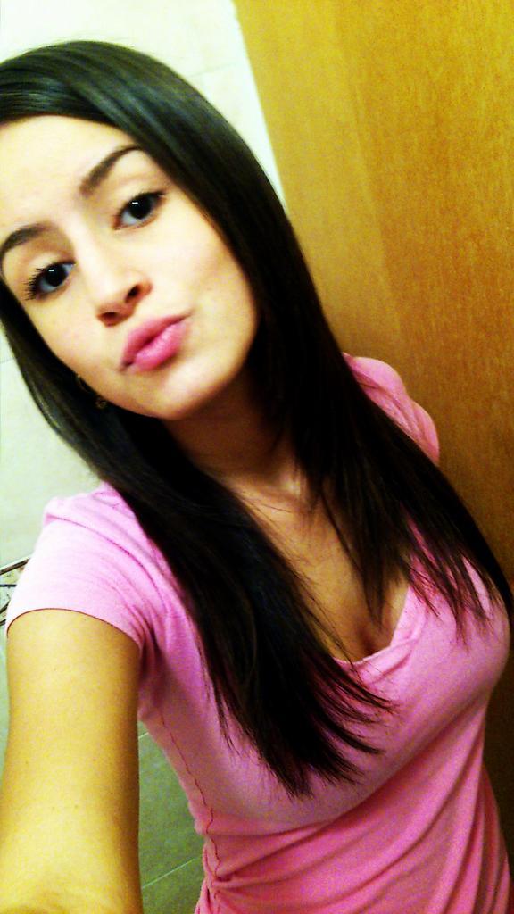 AlexKinsler's tweet photo. Holiis<3 http://t.co/S5TYwdzIYb