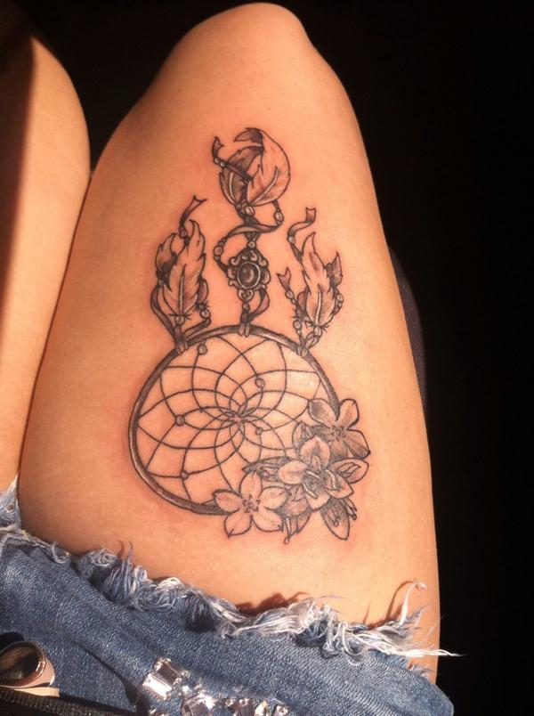_Sept_9_2013's tweet photo. Tattoo 😁 http://t.co/mGP5hiSwJ2