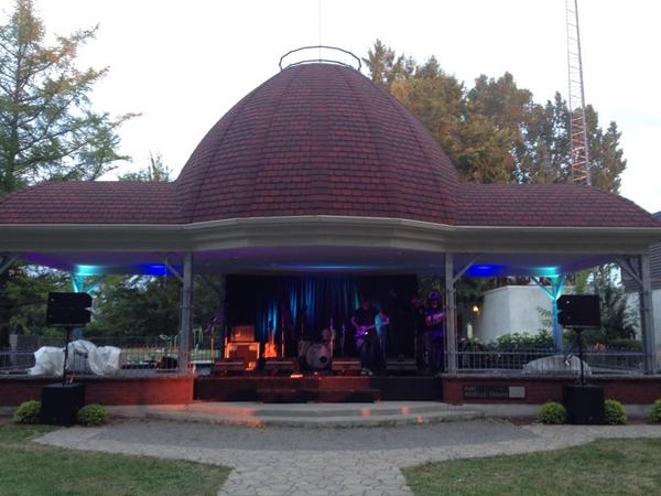 ProdMaskishow's tweet photo. Prêt pour le show de Bob Champoux et ses invités à Yamachiche!! http://t.co/vj3ZtXgNid