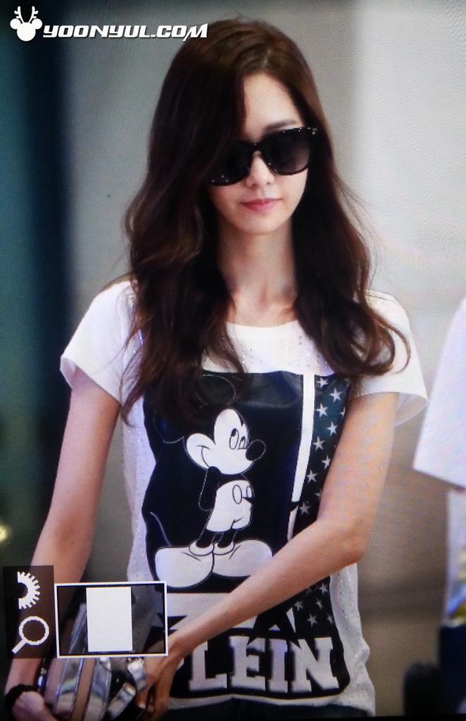 [PIC][27-07-2014]YoonA trở về Hàn Quốc vào sáng nay BtgvGyTCIAEQsId