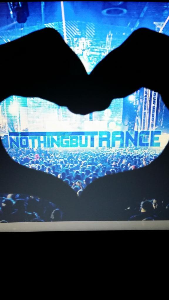 Shanes_World_'s tweet photo. Trying to figure this out #imlost #nothimgbuttrance #help http://t.co/Zu889GZHBr