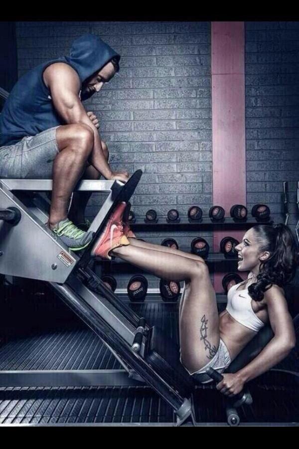 טוויטר \ Athlete Couples (@AthIeteCouples) .