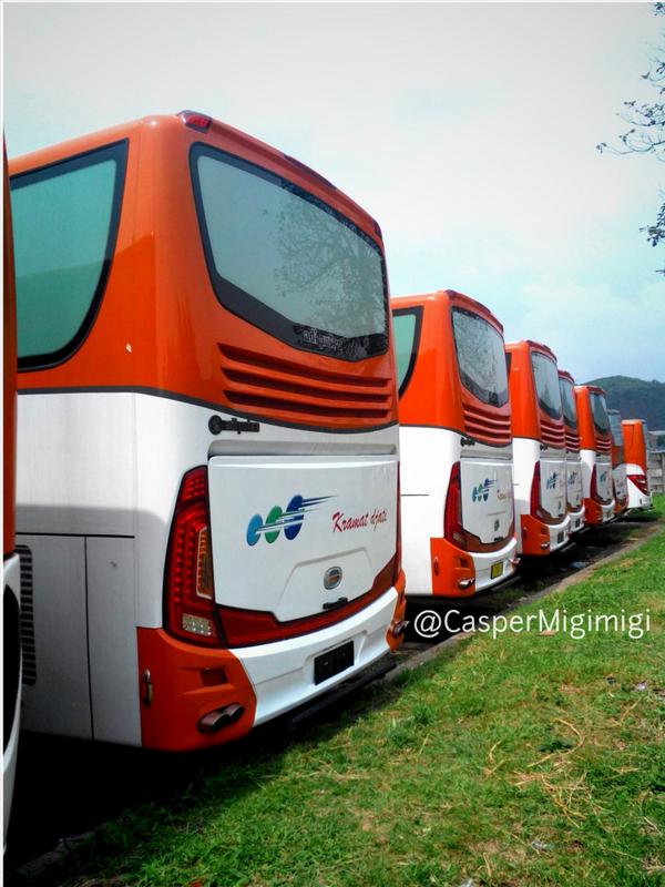 KD_Mania's tweet photo. Jetbushd2 Hino RN285 http://t.co/D9RxlQEVrl