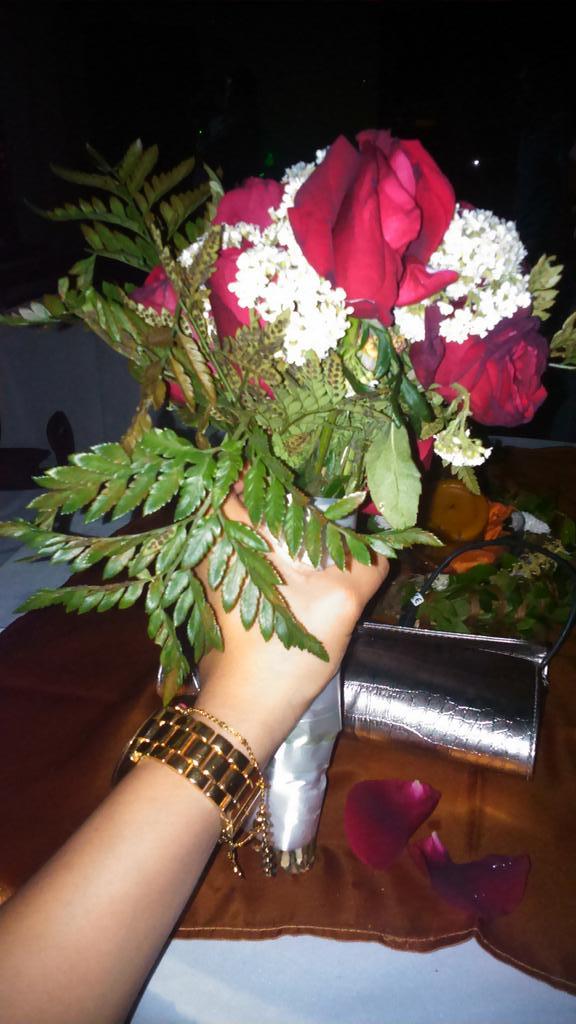 Aleurbinamatus's tweet image. #Ramoderosas de la novia es mio!!!!