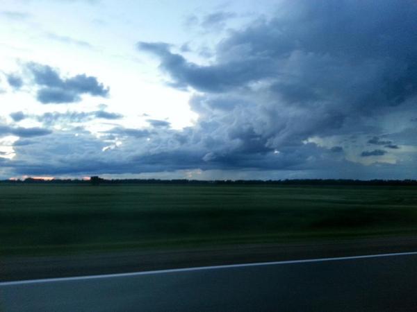 BEDCx's tweet photo. I love clouds so much ☁ http://t.co/9HuH1kJSBr