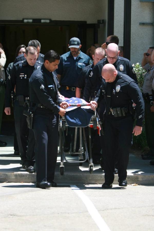 911LAPD's tweet photo. MT “@LAPDCaptJThomas: @LAPDRampart our thoughts, prayers are w/Talbot family &amp; our Rampart brothers &amp; sisters. #LAPD http://t.co/JDxhqi3SxZ”