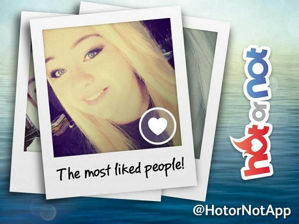 _skyann's tweet photo. I’ve got the looks, I’ve got the style! That’s how I won an award on #hotornotapp! http://t.co/C6FC6eSaVi http://t.co/WU0xw3jT3P